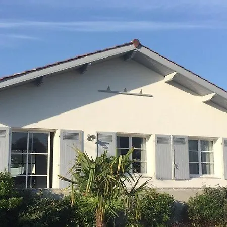 Entre Centre Et Deumier Avec Piscine 12 Personnes #0606 빌라 *